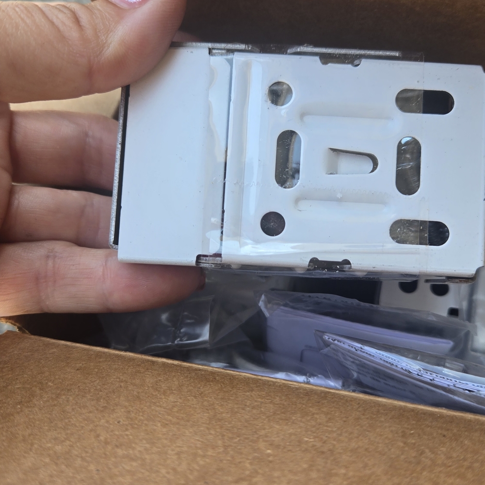 White Low PROFILE Window Blind Mount Brackets NEW